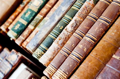 Where to Sell Vintage Books: Unraveling the Mysteries of Literary Treasures